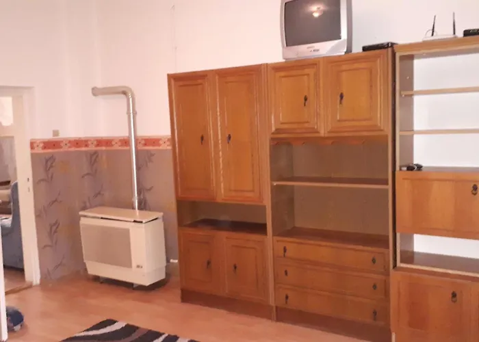Janka Vendeghaz Es Apartman