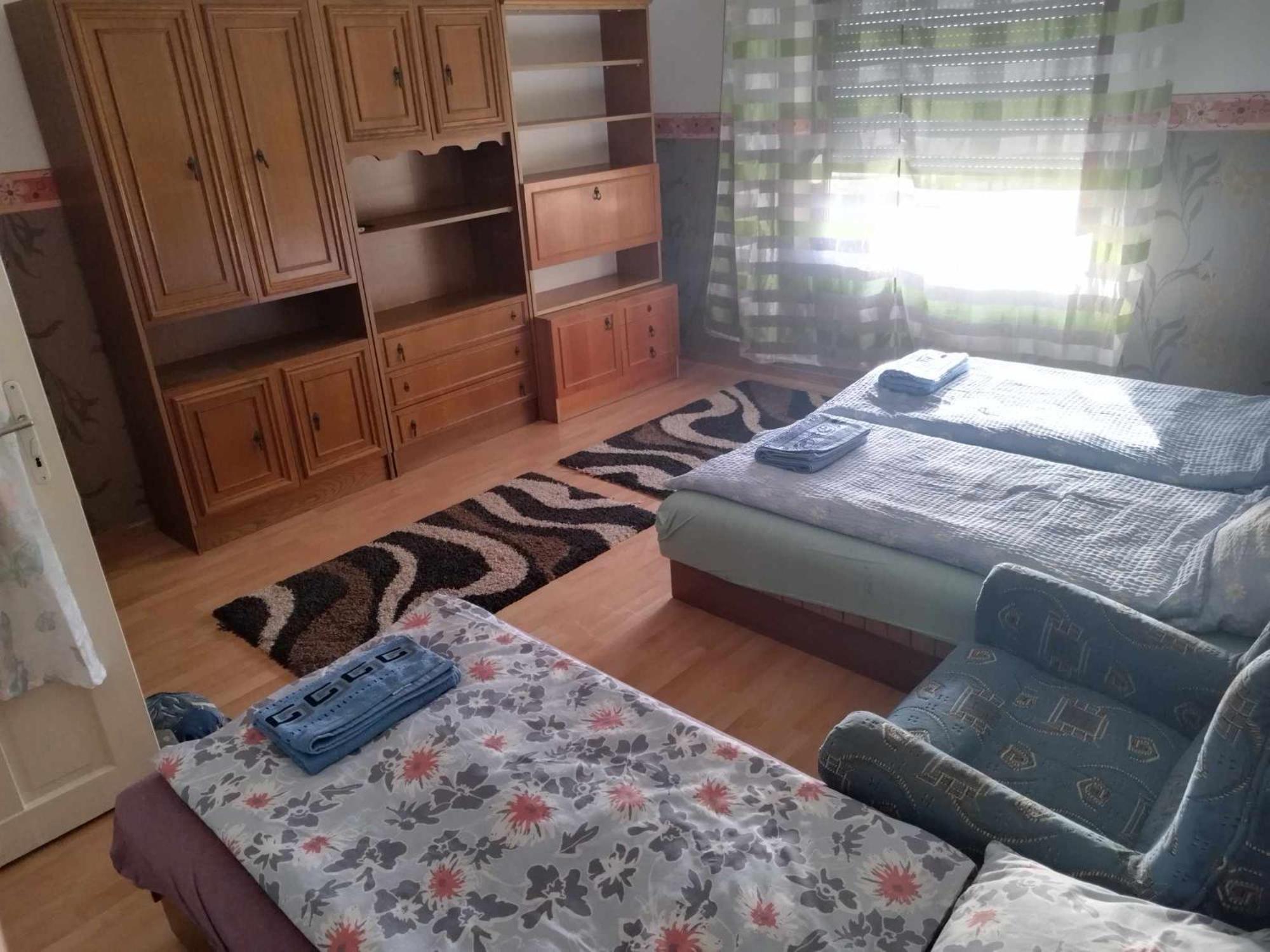 Janka Vendeghaz Es * Обадсоловк